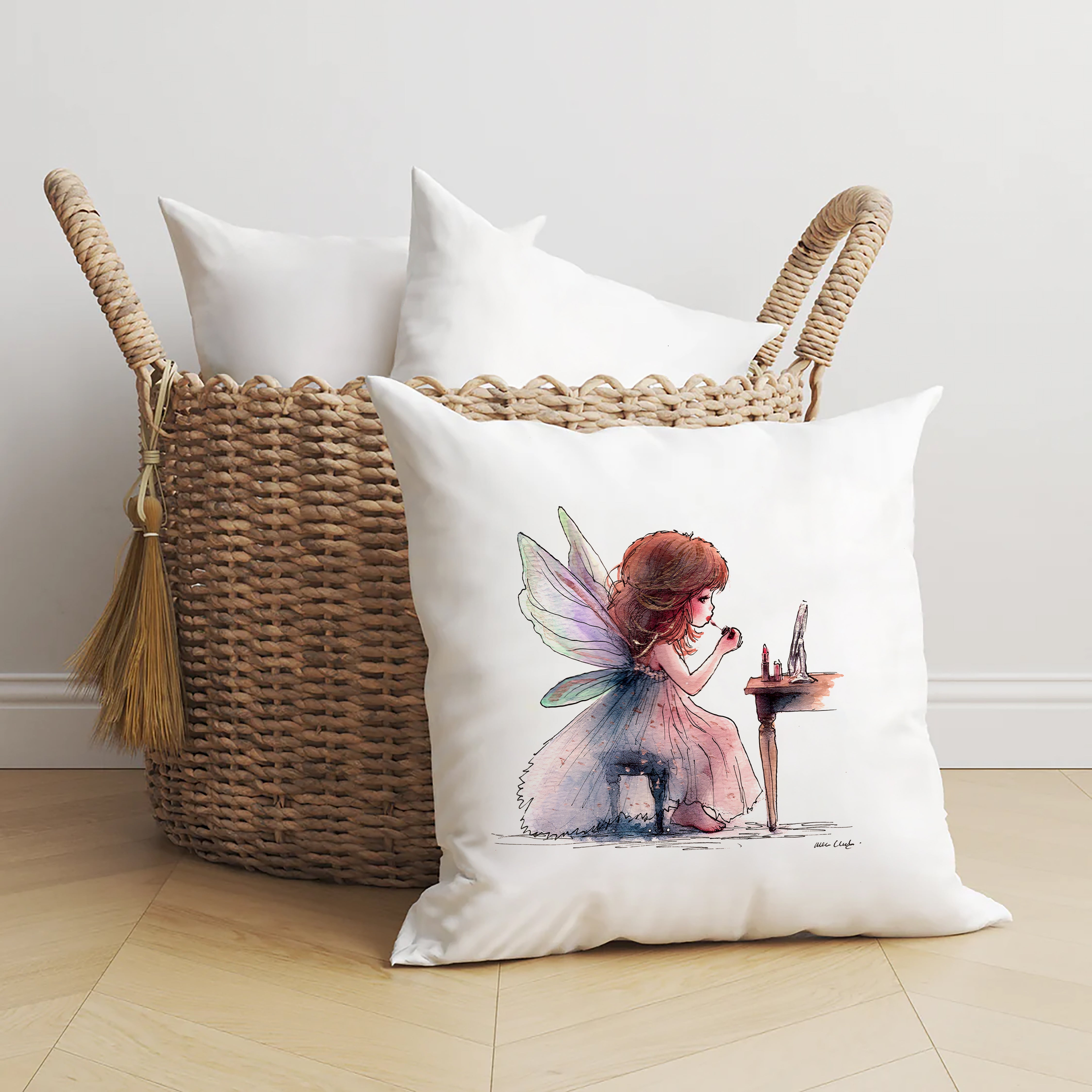 Lippy Chic Cushion